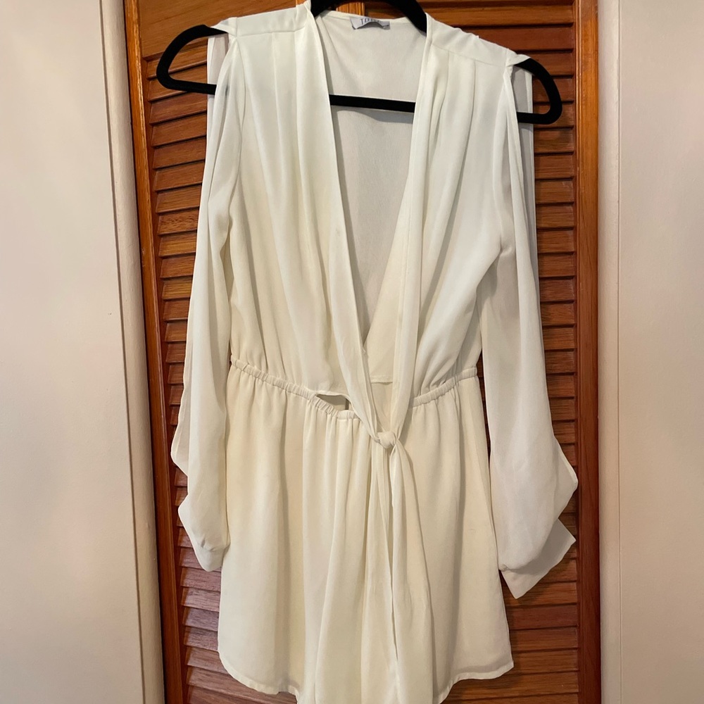 Long sleeve cream romper